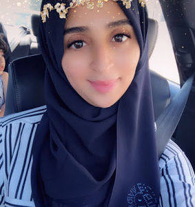 Meet your Posher, Khadija